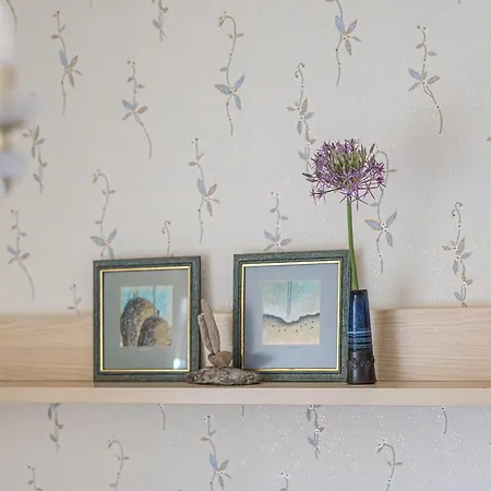 With Private Pool Laumes Juosta Villa