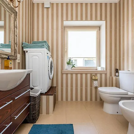 Villa With Private Pool Laumes Juosta *