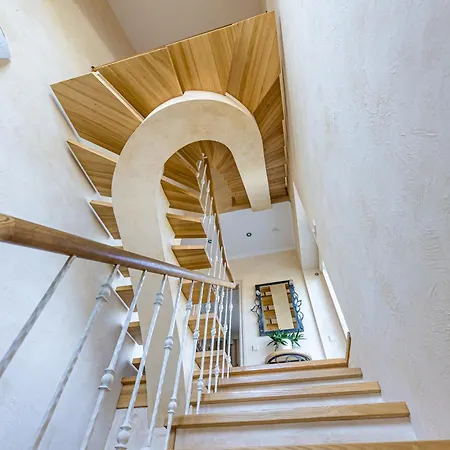 Villa With Private Pool Laumes Juosta