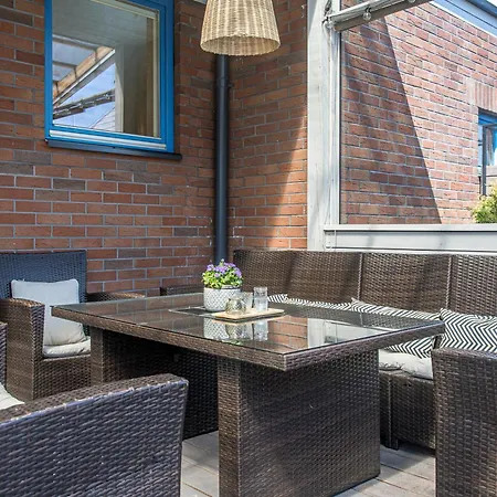 Villa With Private Pool Laumes Juosta