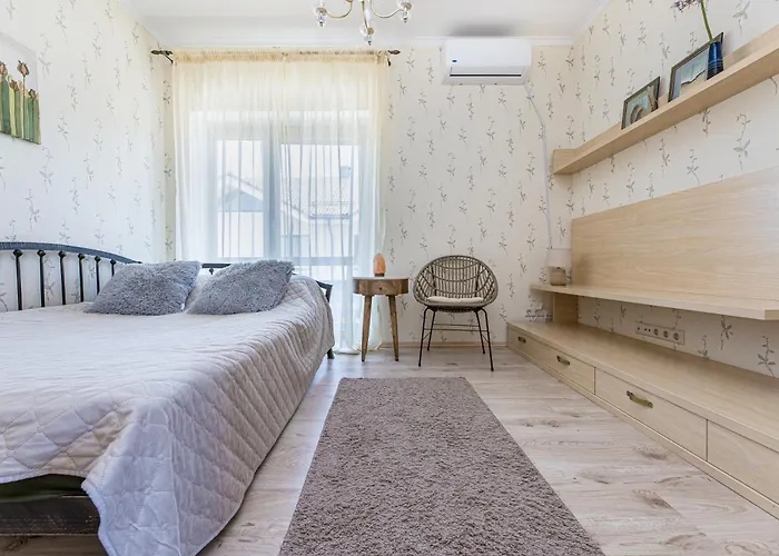 Villa Villa With Private Pool Laumes Juosta *