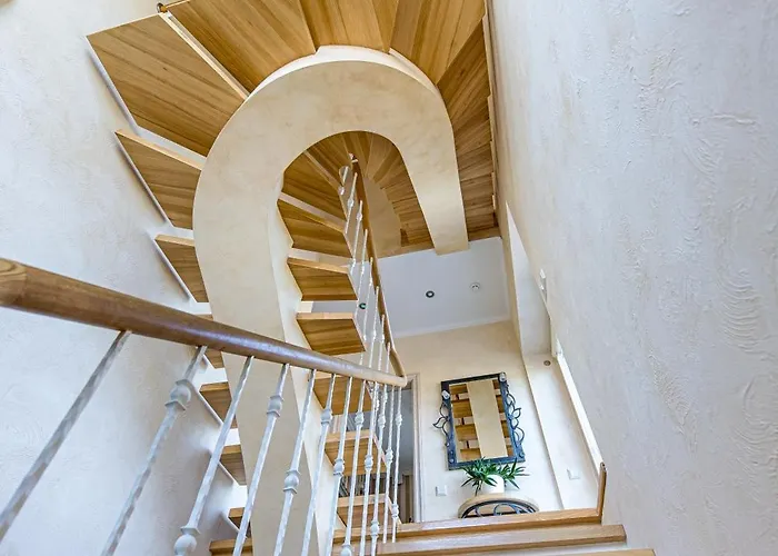 Villa Villa With Private Pool Laumes Juosta