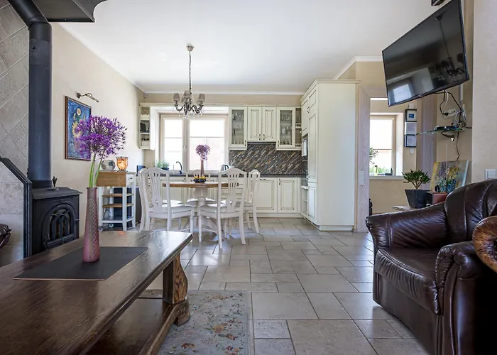 Villa With Private Pool Laumes Juosta *